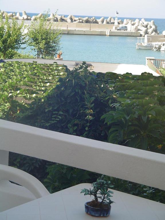 Kiveli Apartments gallery image