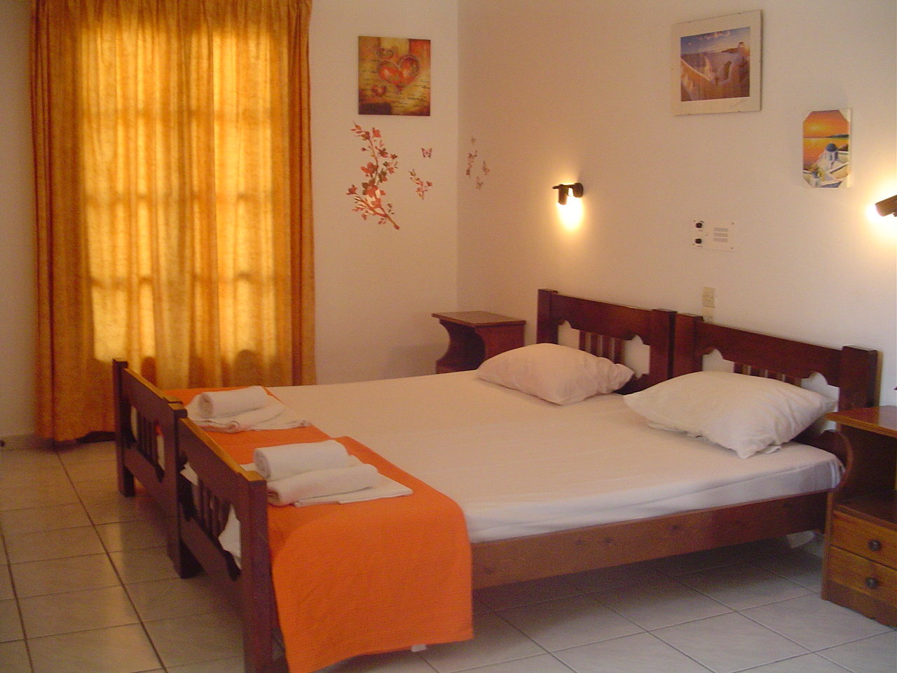 Kiveli Apartments gallery image